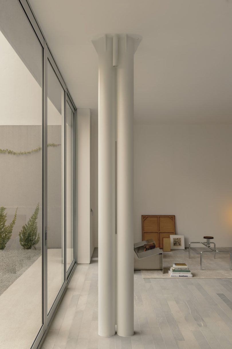 López González 设计的极简主义住宅 Casa Tlaloc