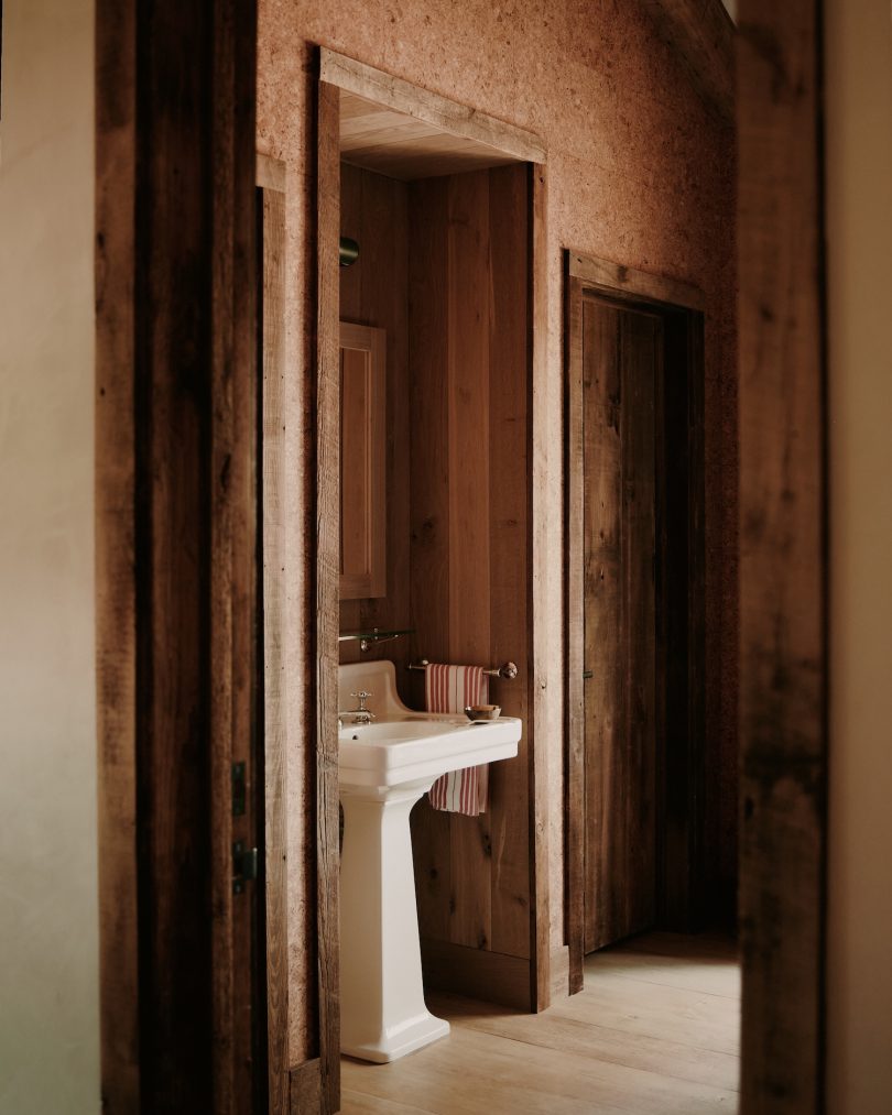 Clive Lonstein 设计的极简主义住宅 Colorado Project