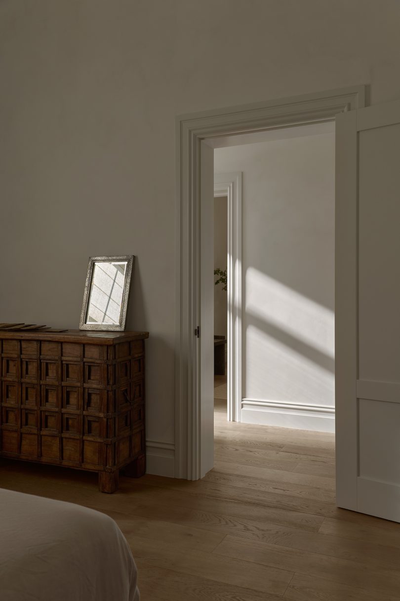 Castley McCrimmon设计的极简主义住宅Gilbert’s Cottage