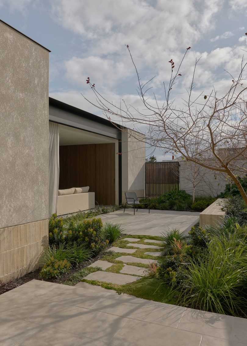 Castley McCrimmon设计的极简主义住宅Gilbert’s Cottage