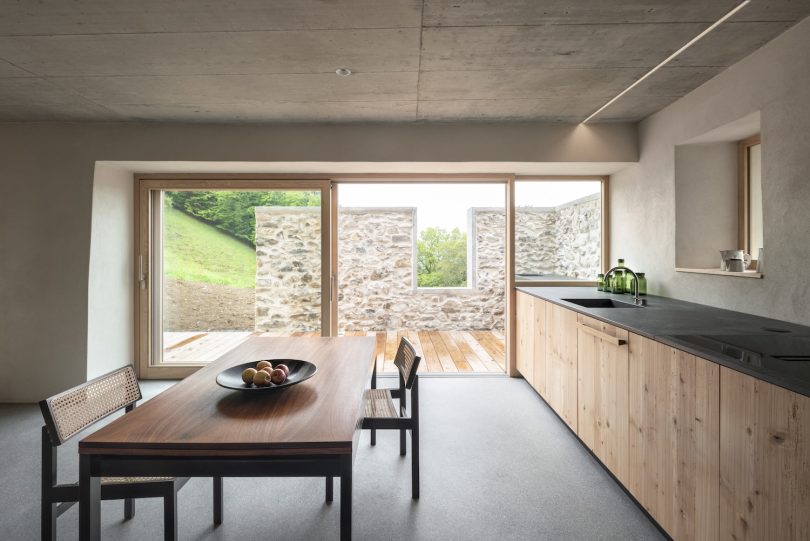 Ralph Germann 设计的极简主义住宅 House JCM