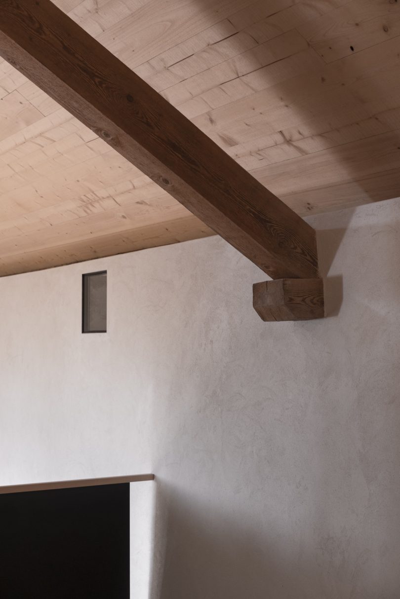 Ralph Germann 设计的极简主义住宅 House JCM