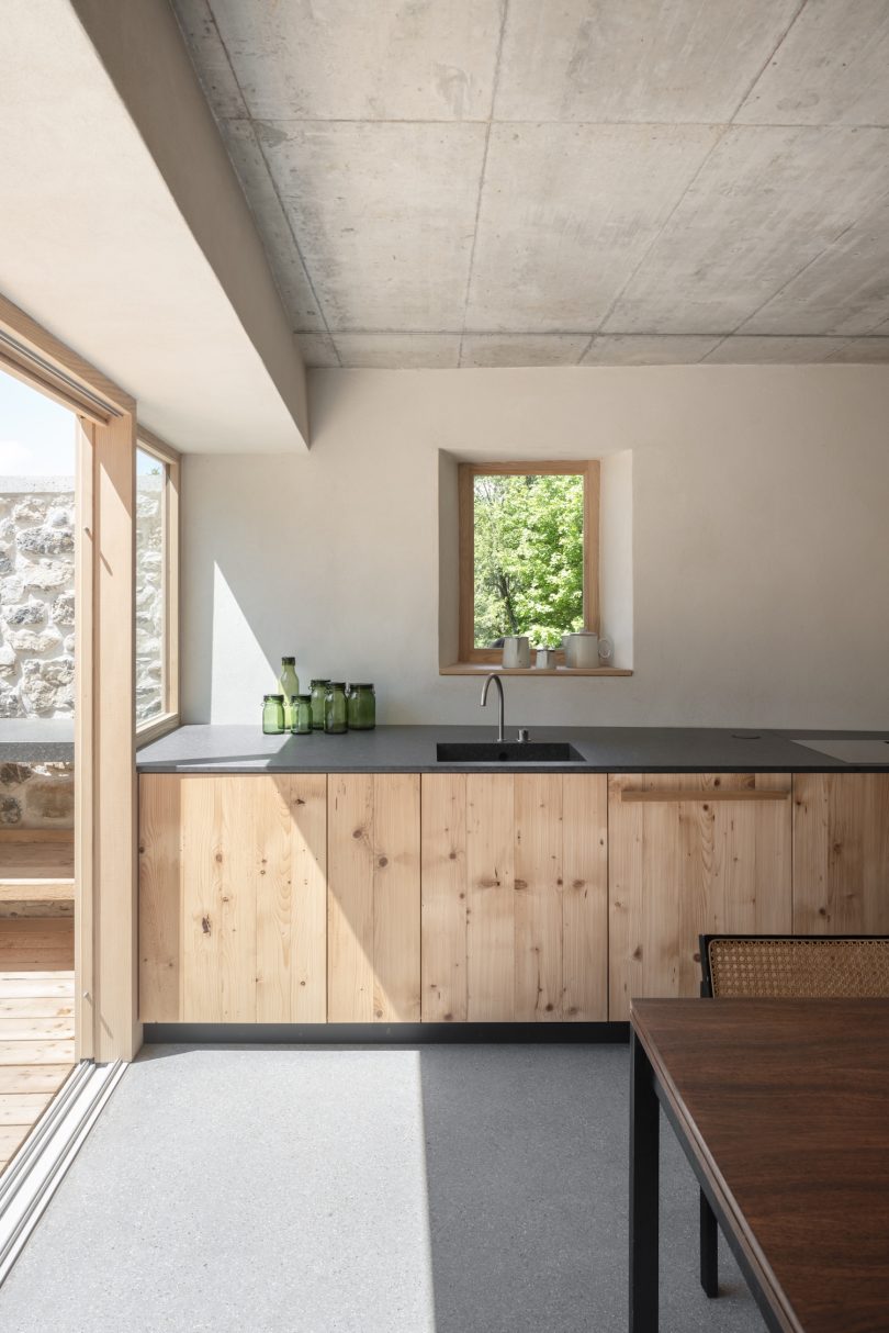 Ralph Germann 设计的极简主义住宅 House JCM