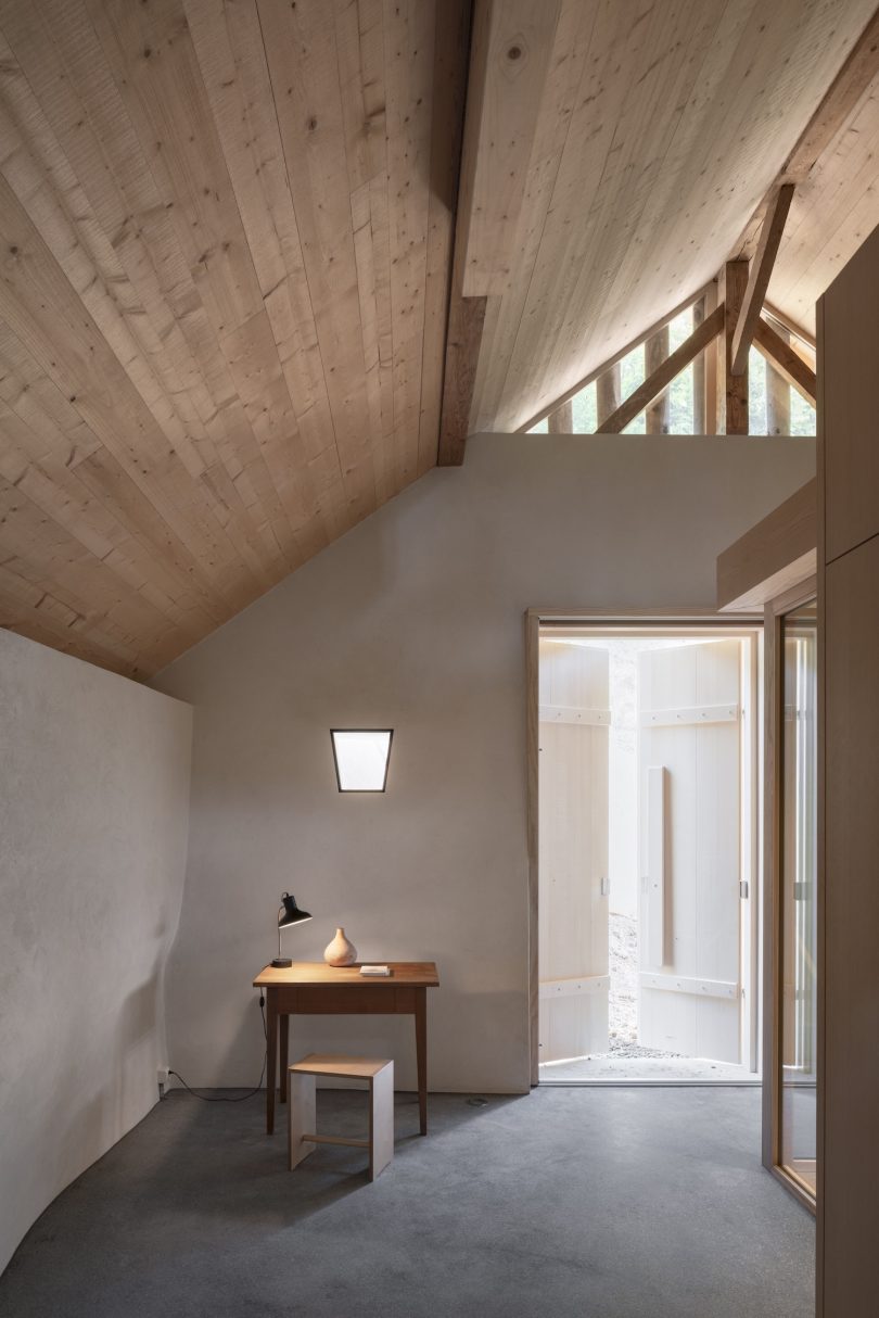 Ralph Germann 设计的极简主义住宅 House JCM