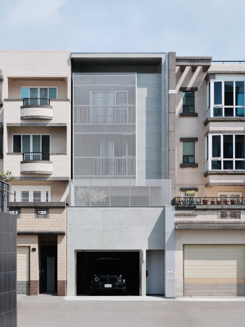 由 Zuso Studio 设计的极简主义住宅 House Kuo