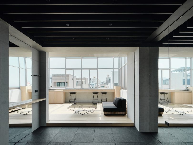 由 Zuso Studio 设计的极简主义住宅 House Kuo