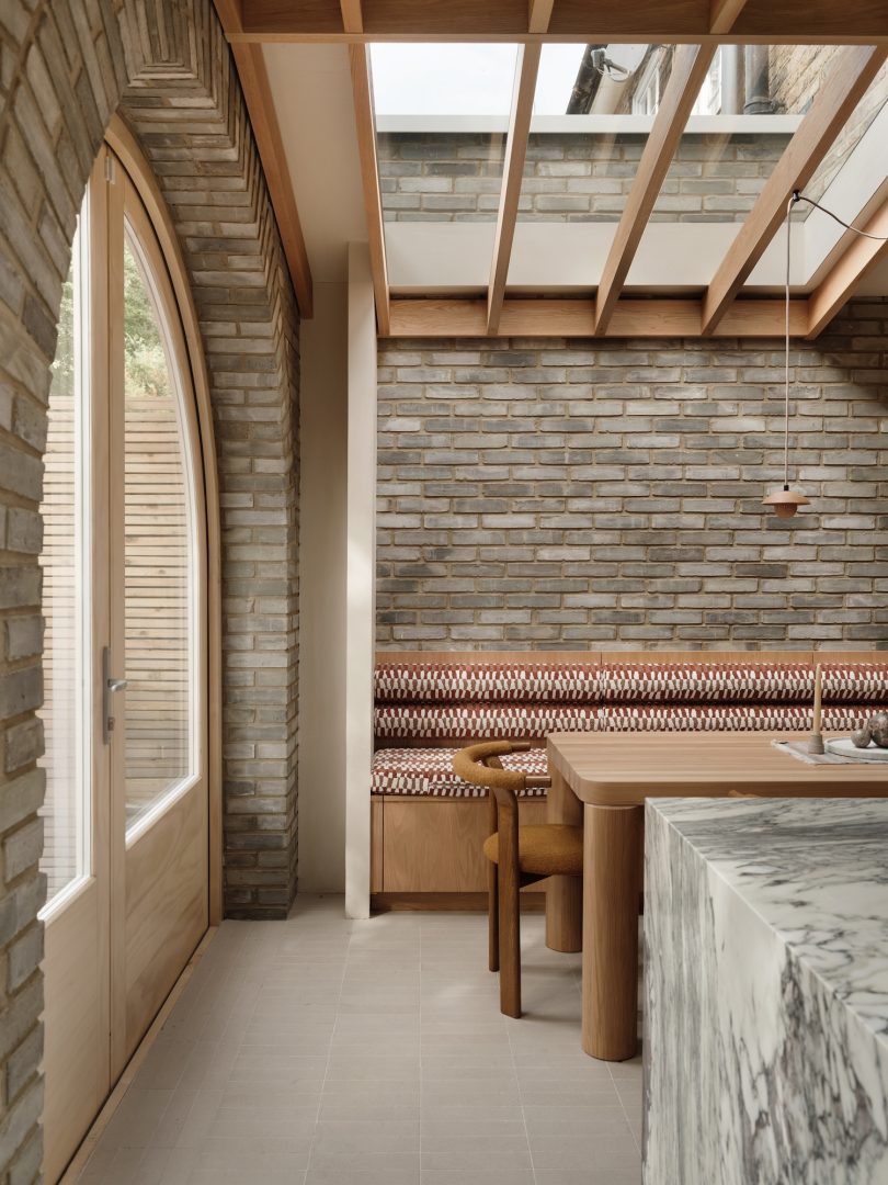 Hamish Vincent 设计的极简主义住宅 Islington House