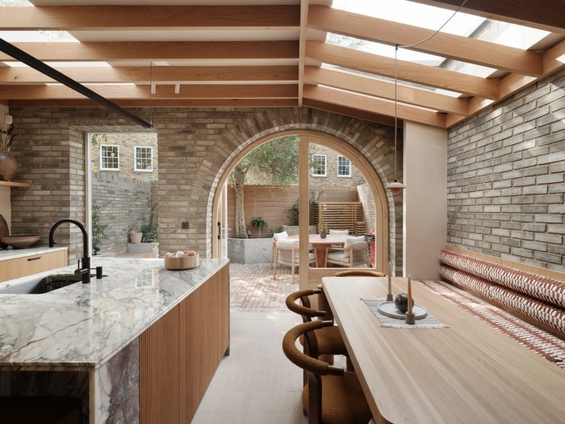 Hamish Vincent 设计的极简主义住宅 Islington House