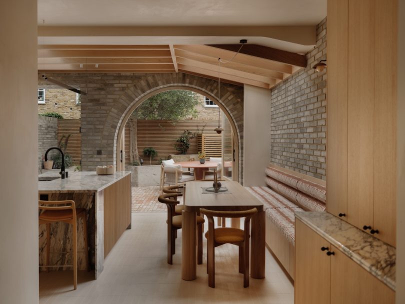 Hamish Vincent 设计的极简主义住宅 Islington House