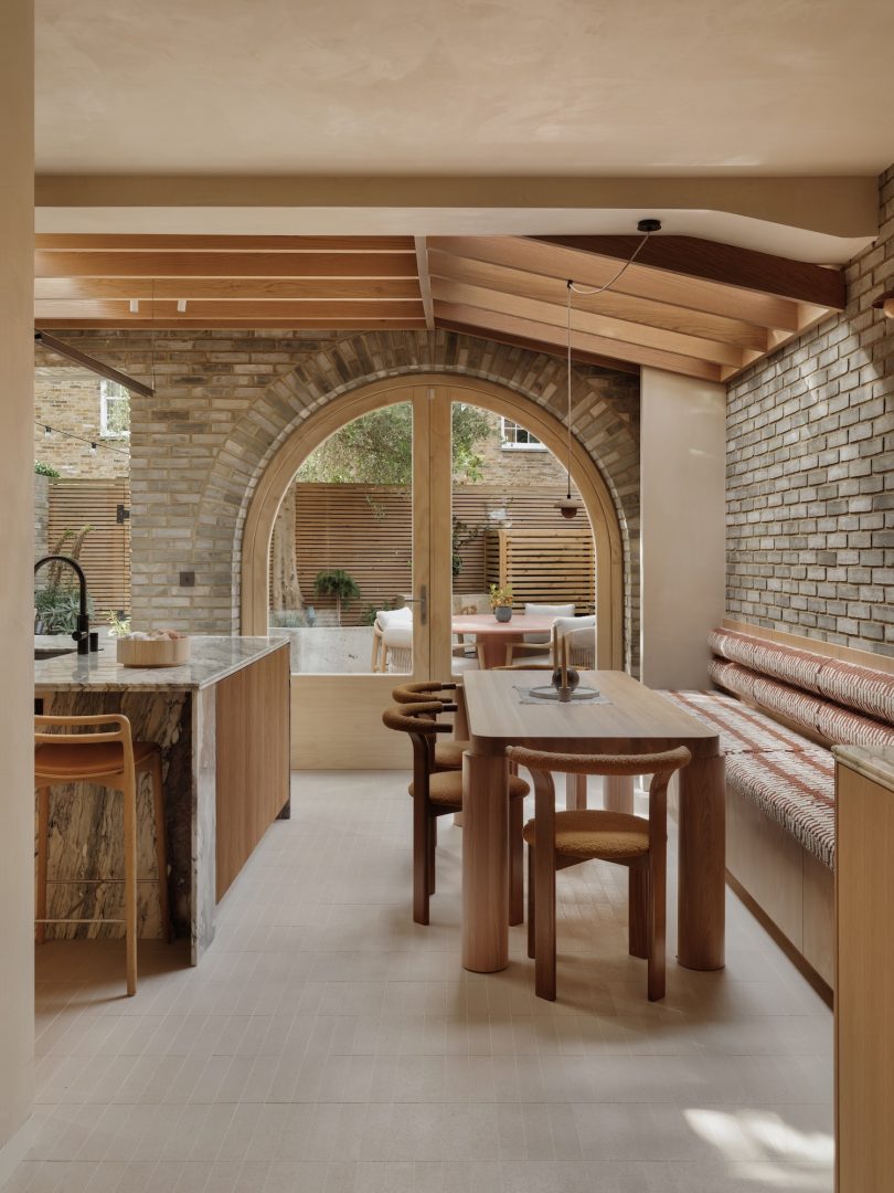 Hamish Vincent 设计的极简主义住宅 Islington House