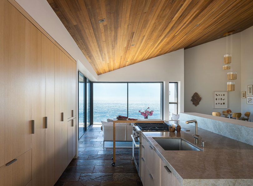 Standing Wave|一座调校光与声音的 Sea Ranch 海岸住宅