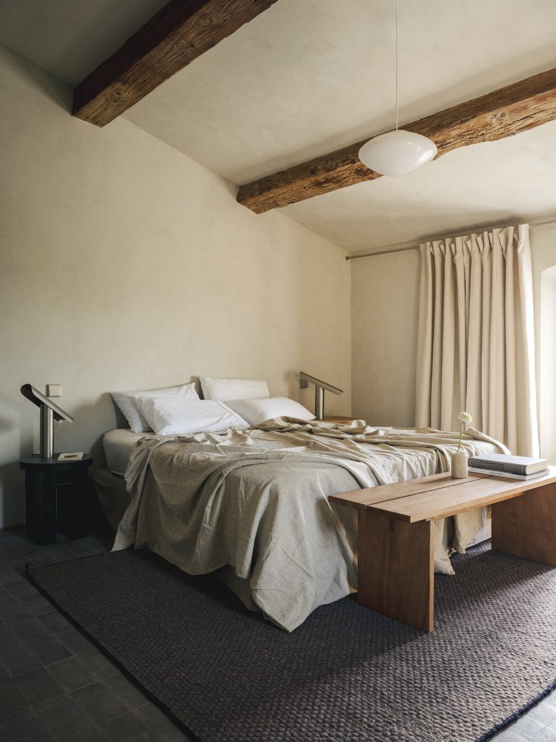 Pareil & Studio Nolet 设计的极简主义住宅 TOURTOUR