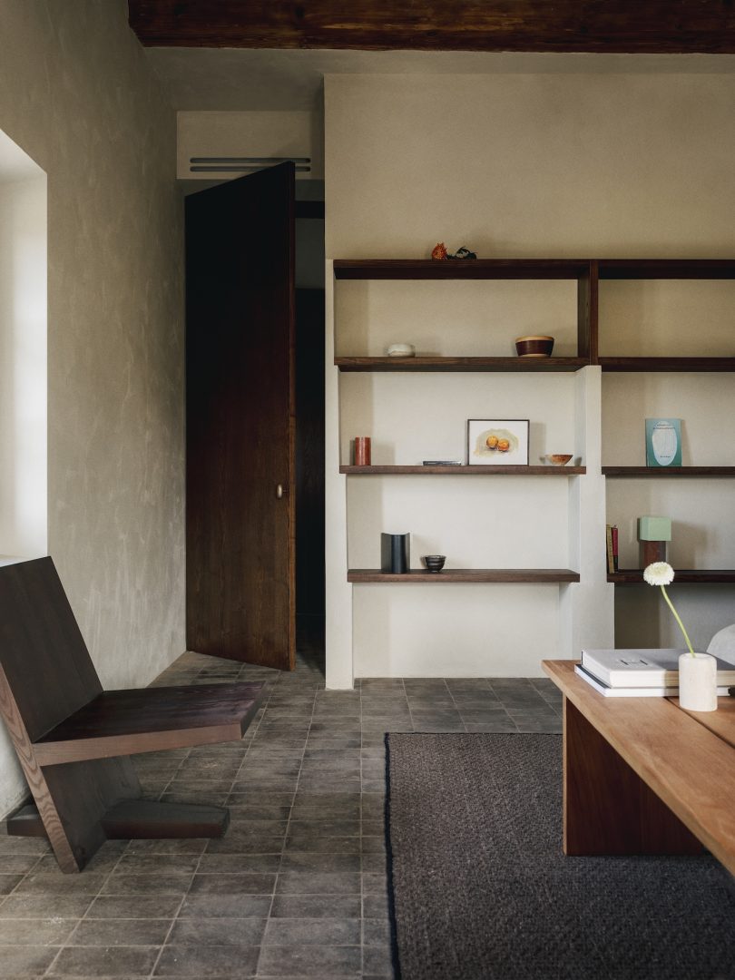 Pareil & Studio Nolet 设计的极简主义住宅 TOURTOUR