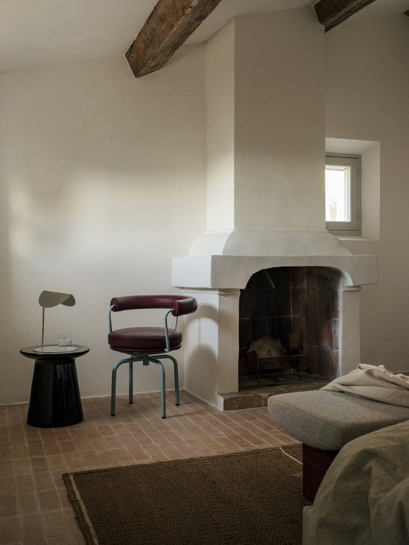 Pareil & Studio Nolet 设计的极简主义住宅 TOURTOUR