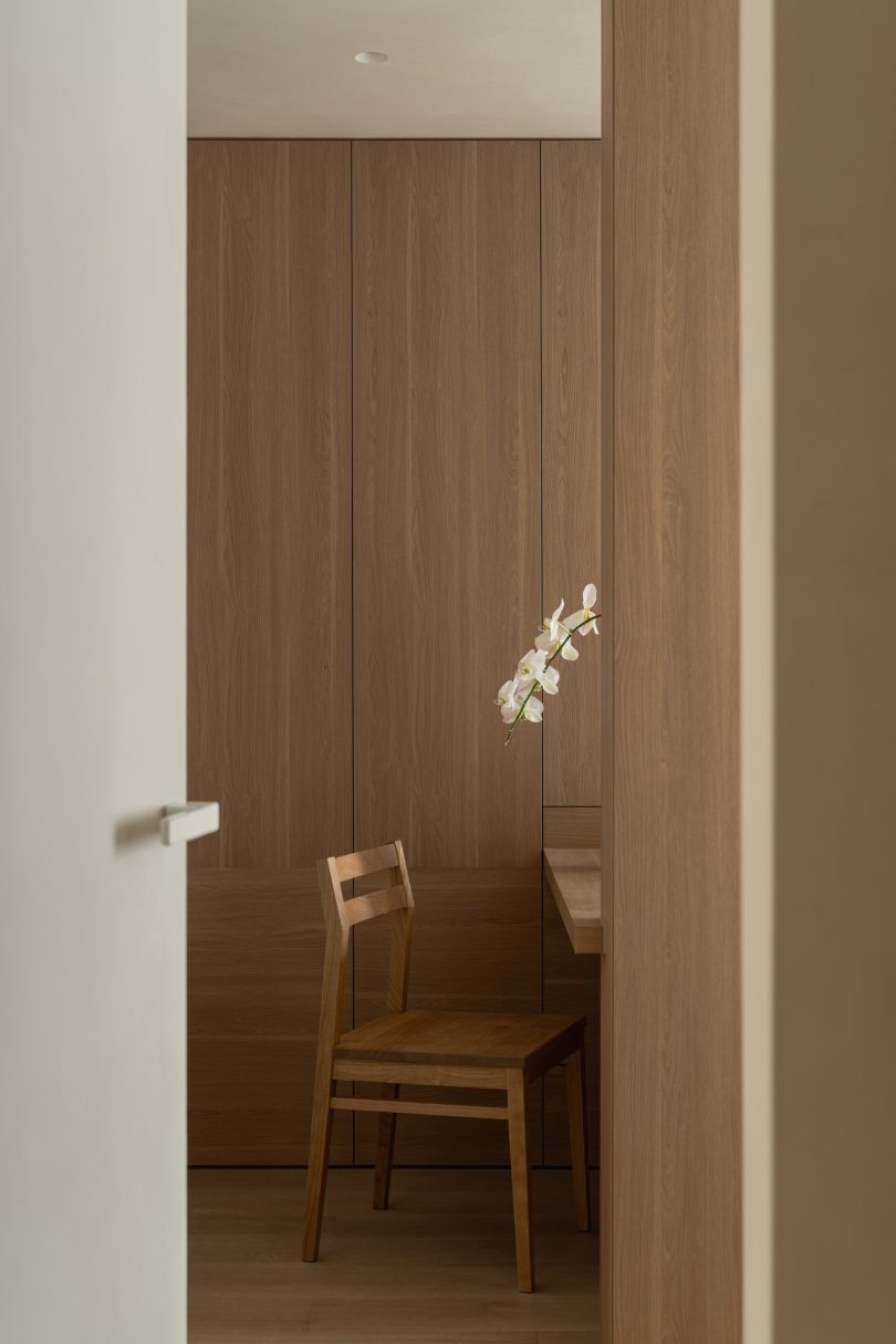 XU Studio 设计的极简主义公寓 A Serene Retreat