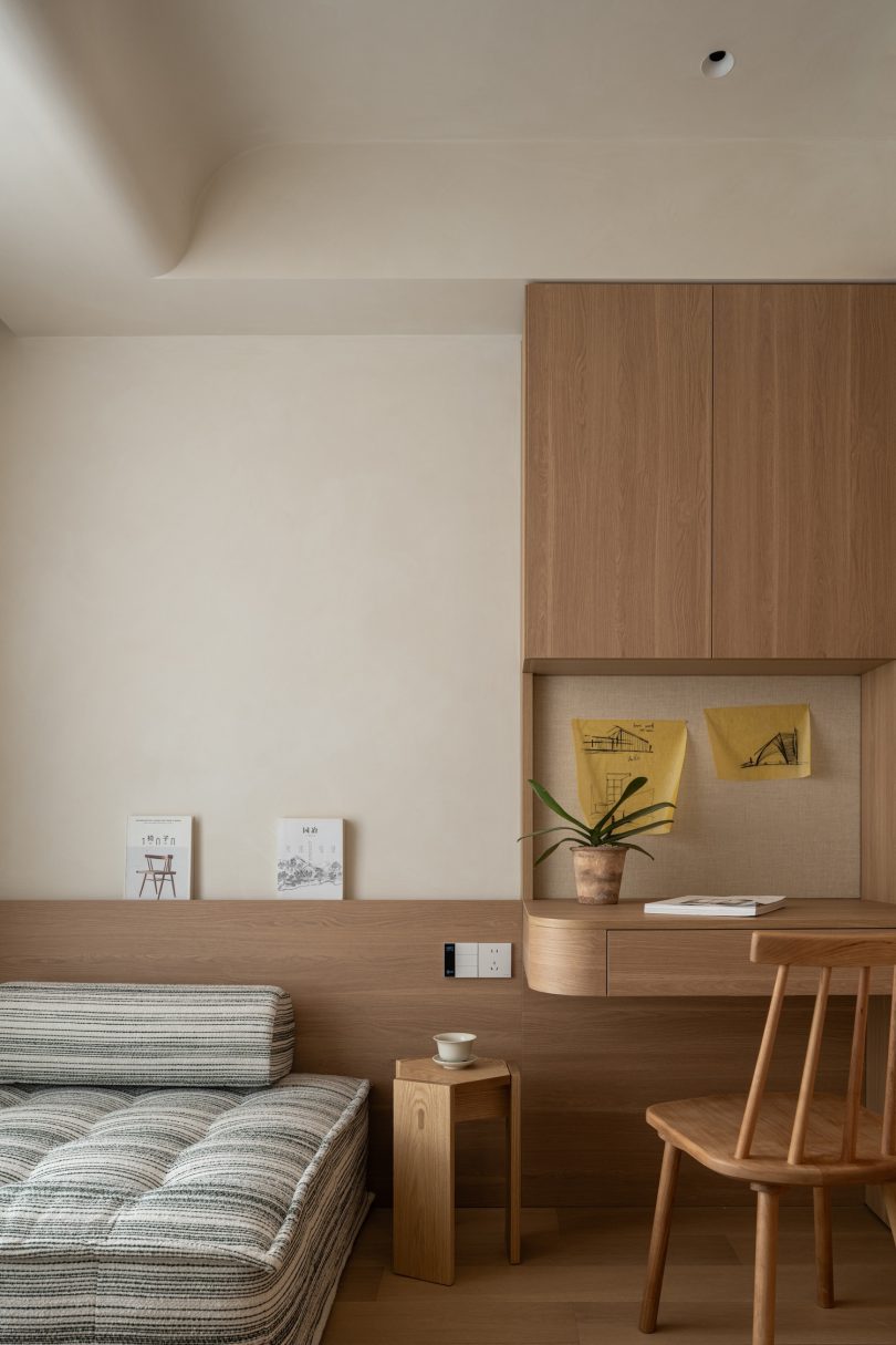 XU Studio 设计的极简主义公寓 A Serene Retreat