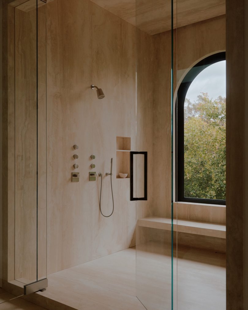 Clint Nicholas Design 设计的极简主义住宅 Angel Dream