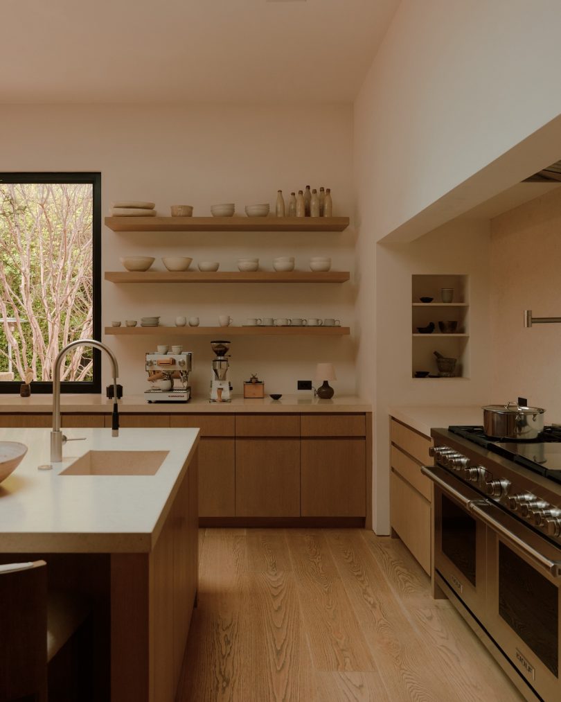 Clint Nicholas Design 设计的极简主义住宅 Angel Dream