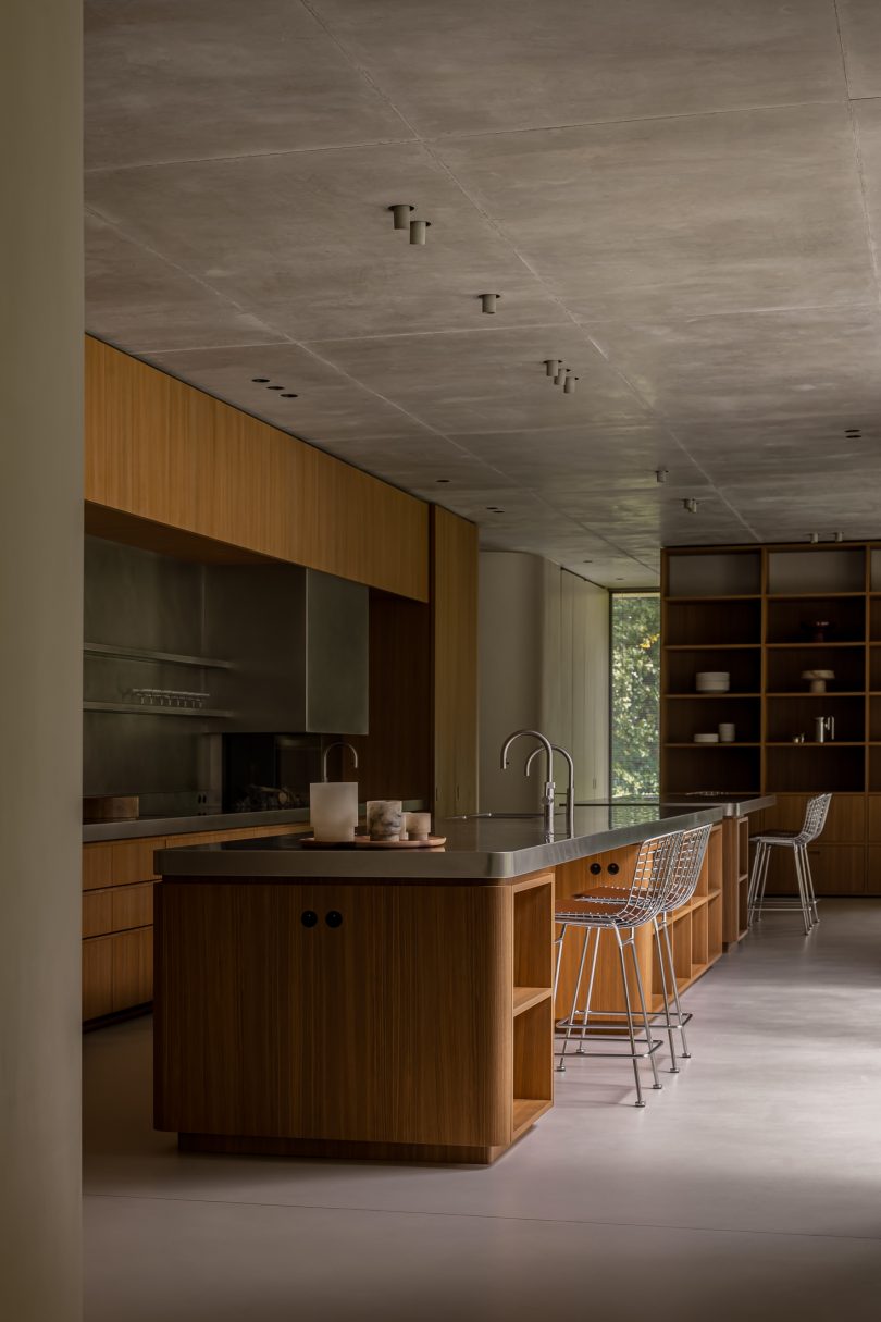 Welten Eliëns Architecten设计的极简主义别墅Concrete House