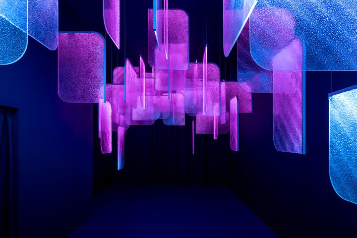 2026米兰设计周｜Preciosa 流动之光的沉浸式艺术装置