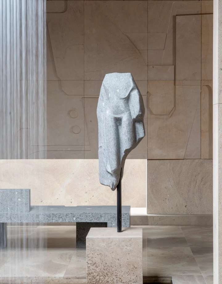 2026米兰设计周：Hannes Peer 设计的 La Casa di Marmo