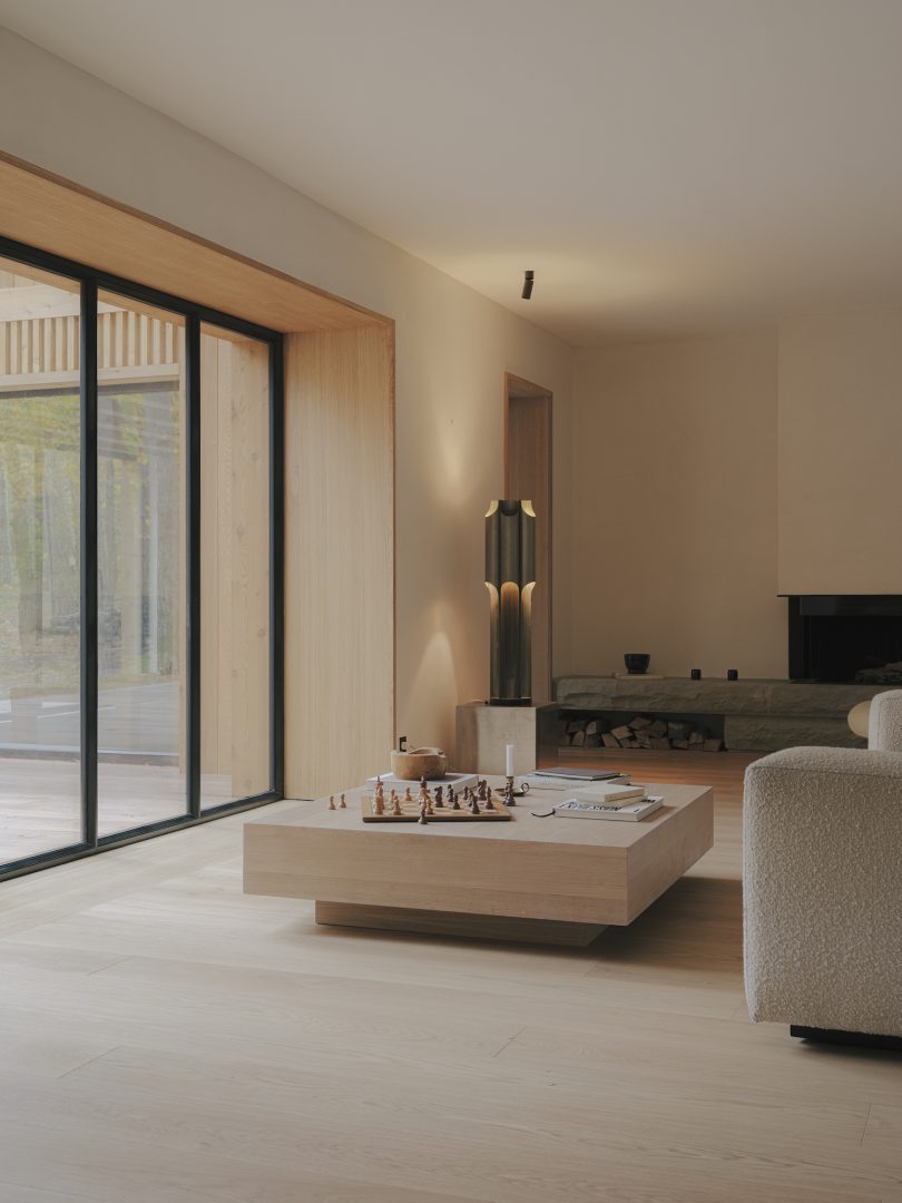 In Sinu Architects 设计的极简主义住宅 Maison de l'Orée