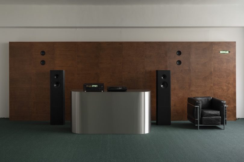 由 FORMANT 设计的极简文化空间 Modular