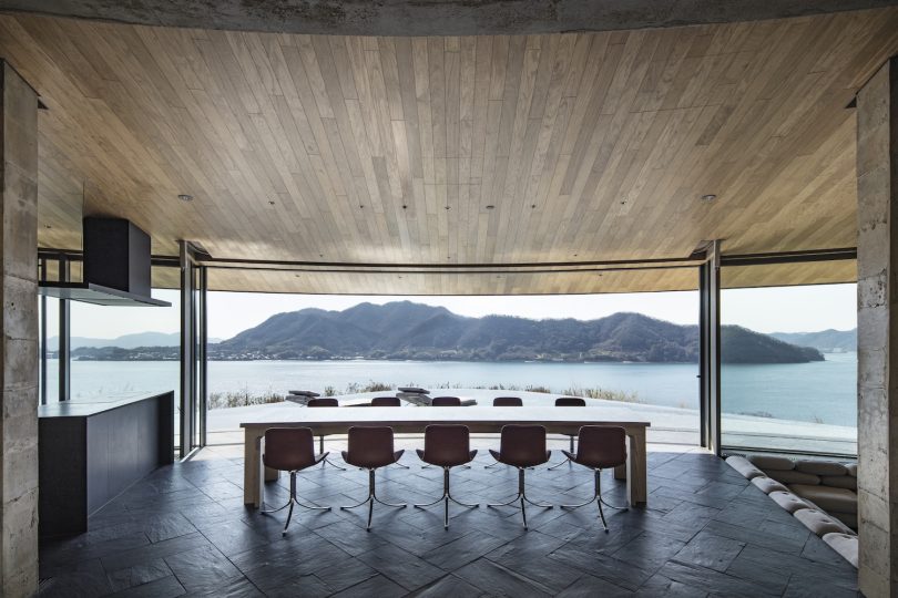 Bjarke Ingels Group设计的极简风格别墅NOT A HOTEL