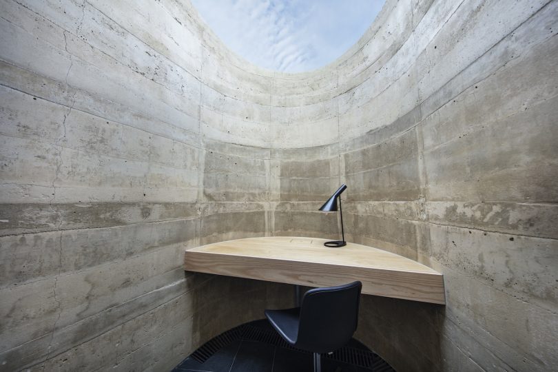 Bjarke Ingels Group设计的极简风格别墅NOT A HOTEL