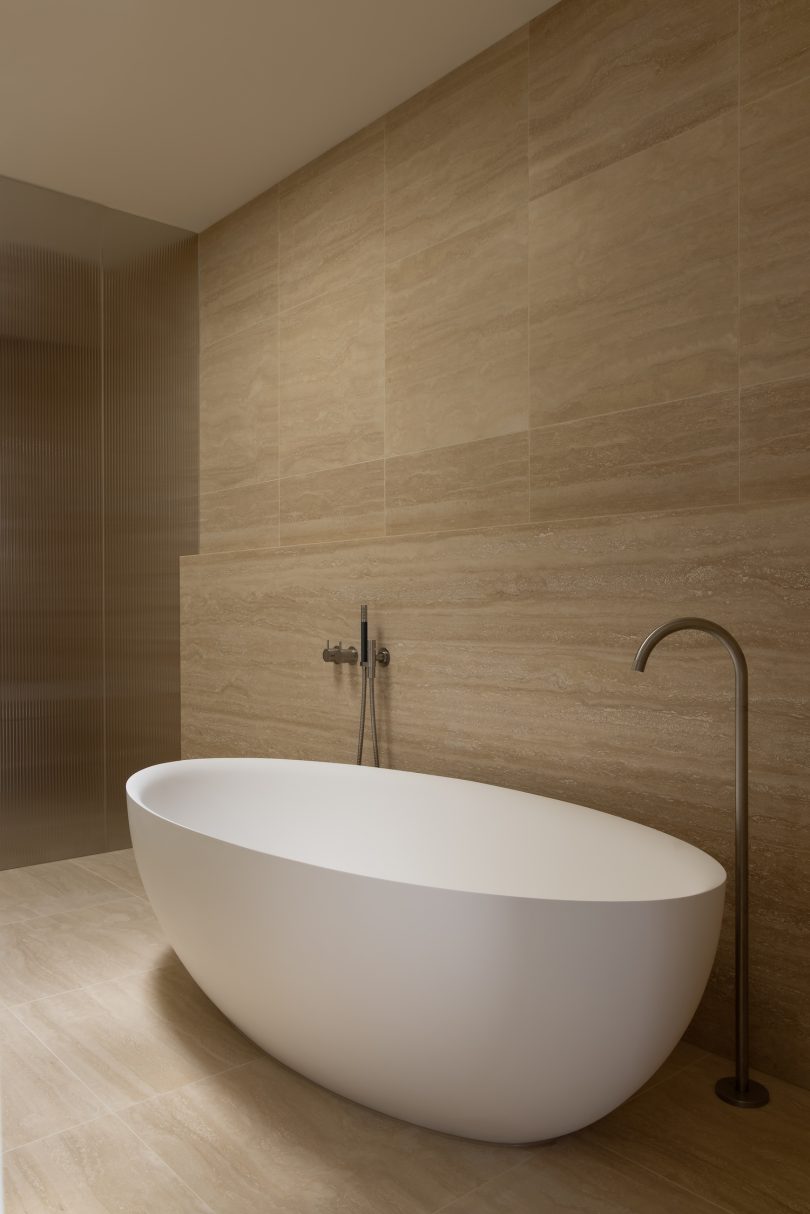 Telha Clarke 设计的极简主义公寓 Penthouse Vivace