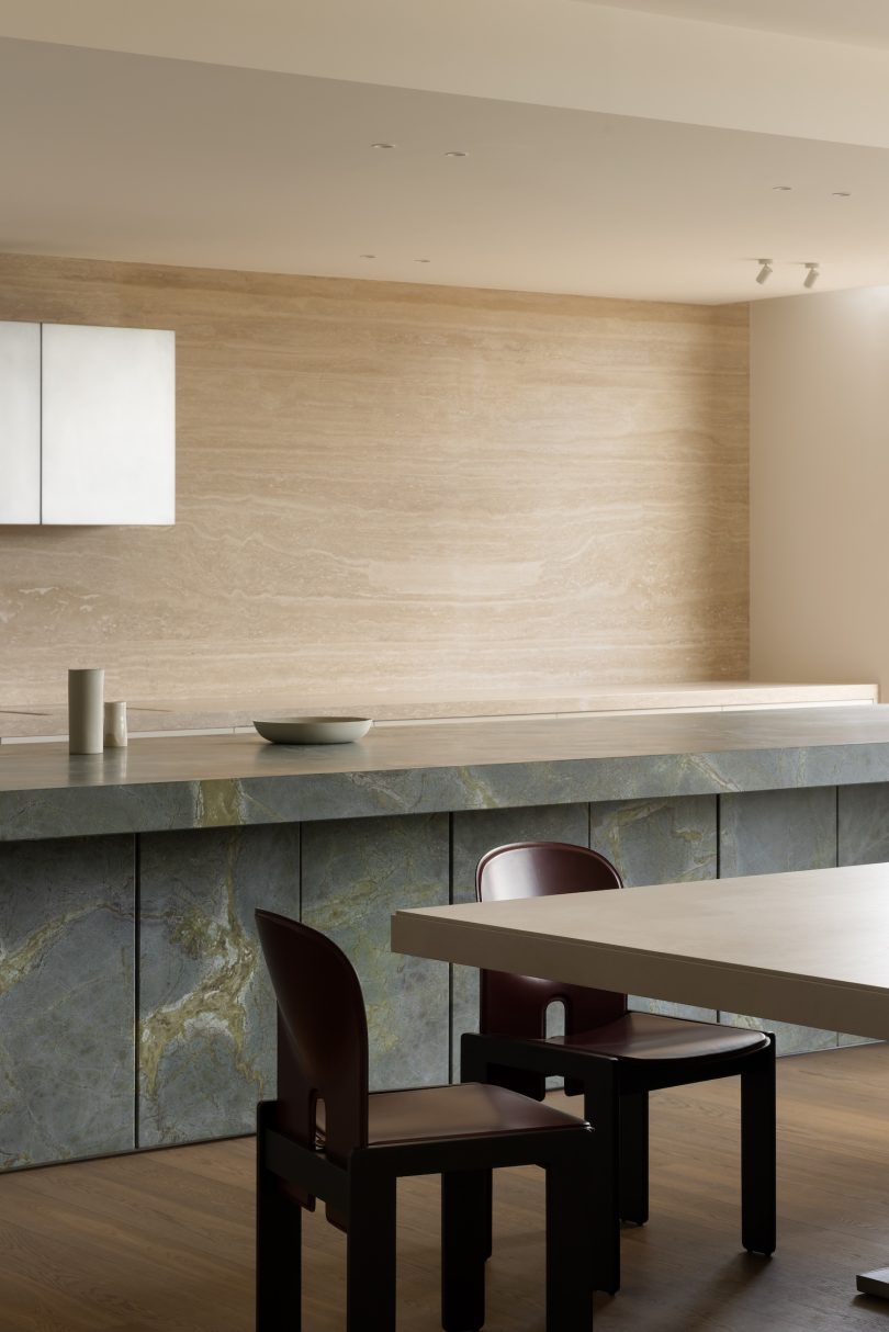 Telha Clarke 设计的极简主义公寓 Penthouse Vivace