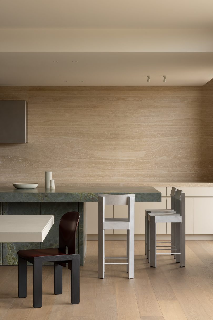 Telha Clarke 设计的极简主义公寓 Penthouse Vivace