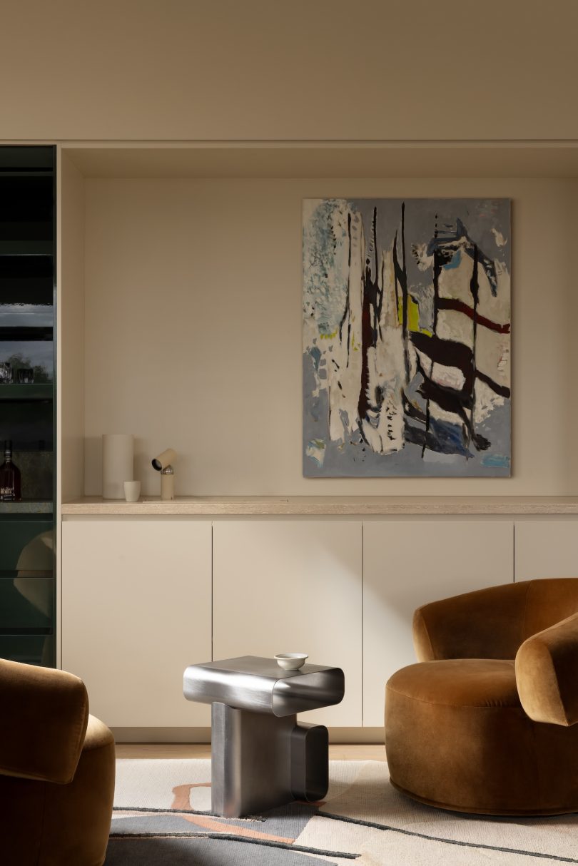 Telha Clarke 设计的极简主义公寓 Penthouse Vivace