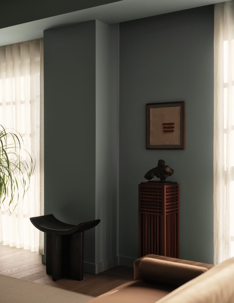 Conran and Partners设计的极简公寓The Founding