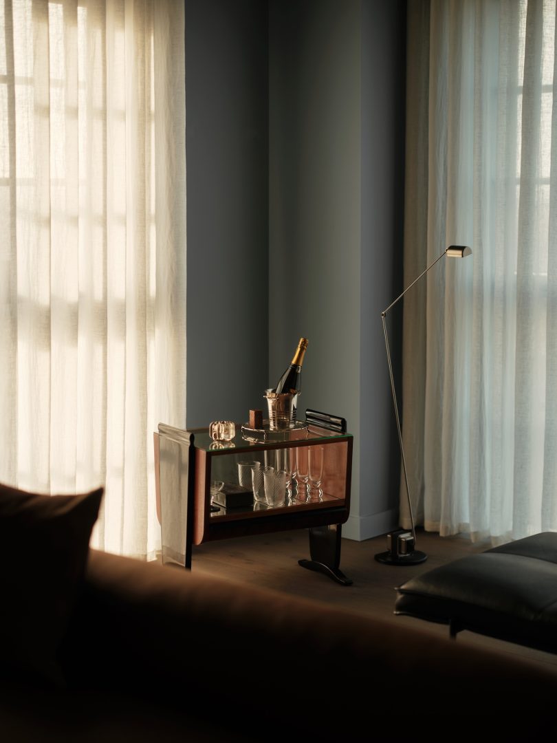 Conran and Partners设计的极简公寓The Founding