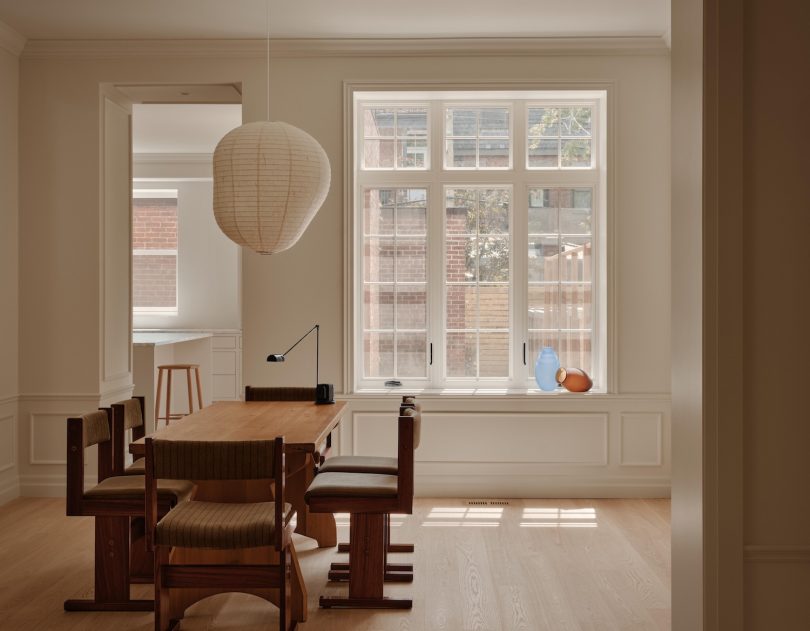 Vives St-Laurent 设计的极简主义住宅 Wood Residence