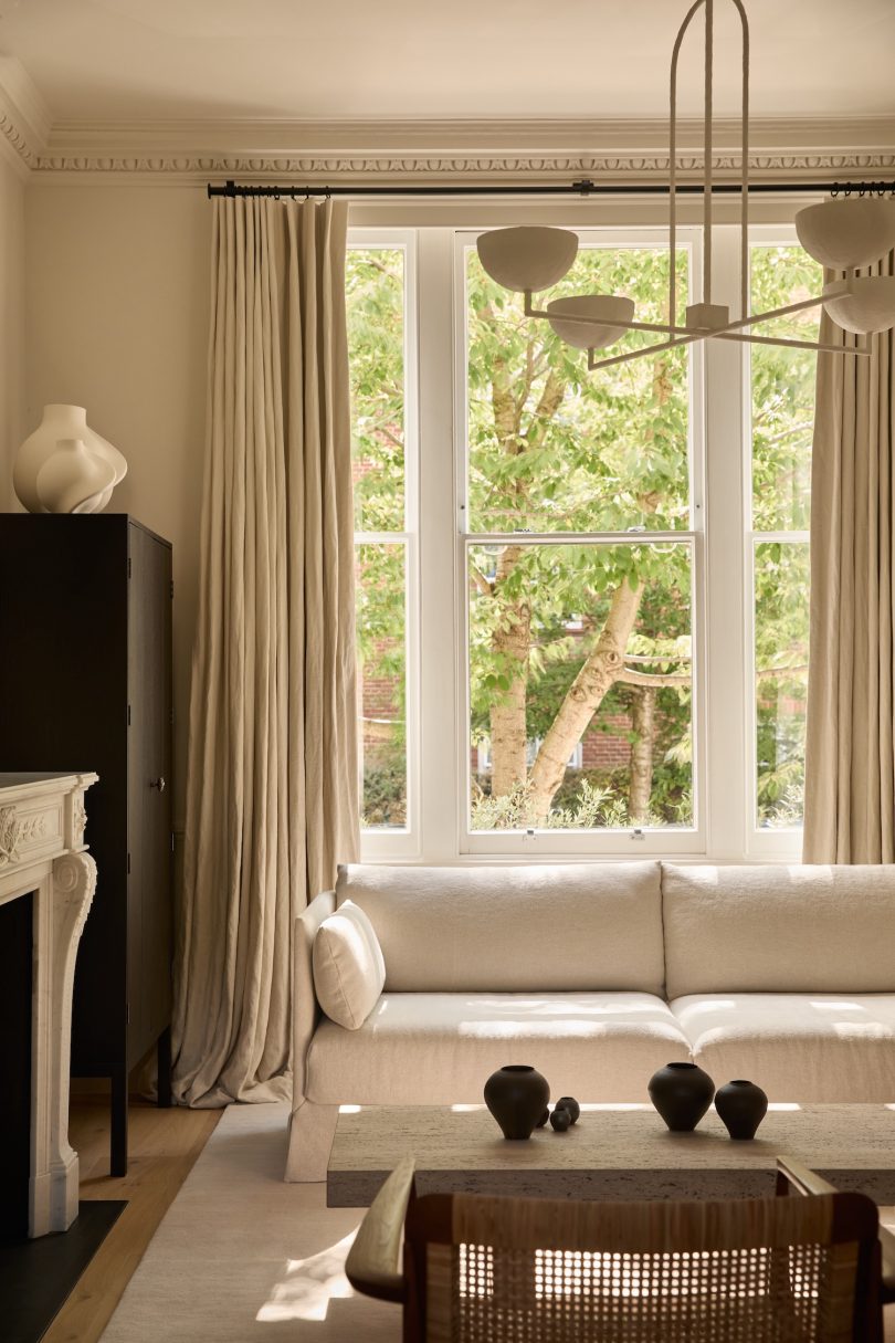 Studio Arka 设计的极简主义别墅 Chelsea Residence
