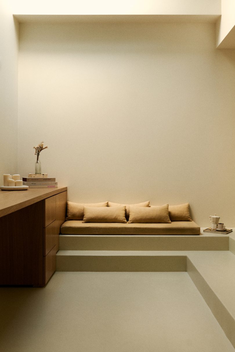 Atelier Opale 设计的极简主义住宅 Messine Apartment