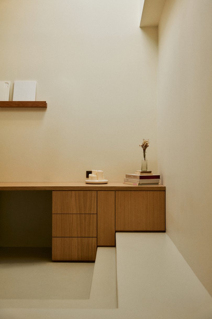 Atelier Opale 设计的极简主义住宅 Messine Apartment