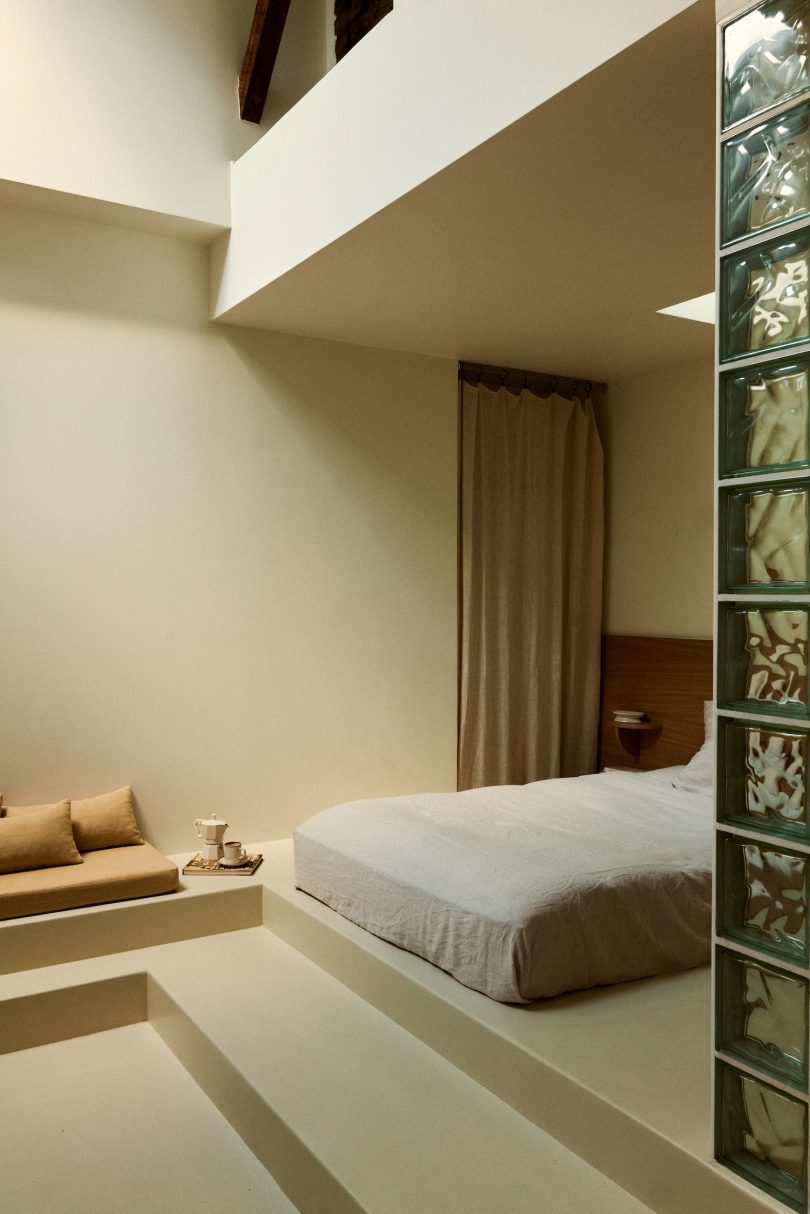 Atelier Opale 设计的极简主义住宅 Messine Apartment