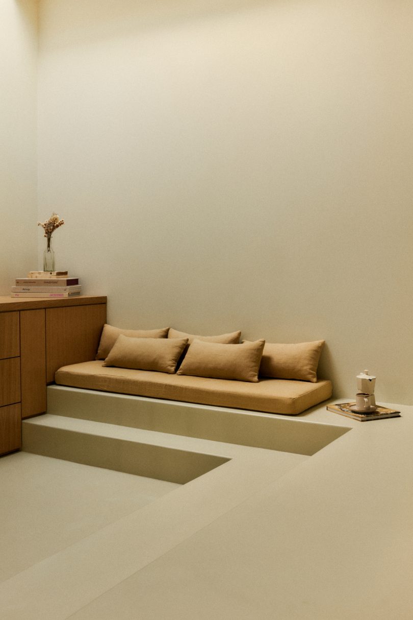 Atelier Opale 设计的极简主义住宅 Messine Apartment