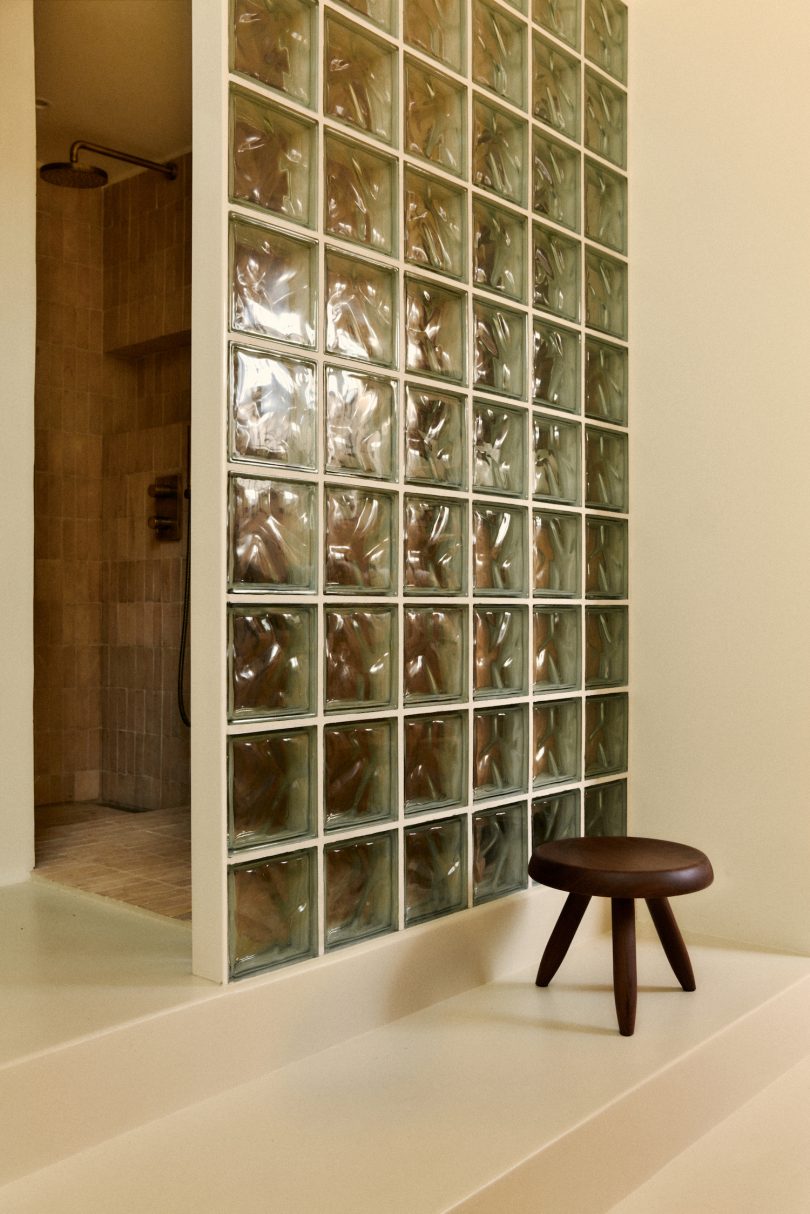 Atelier Opale 设计的极简主义住宅 Messine Apartment