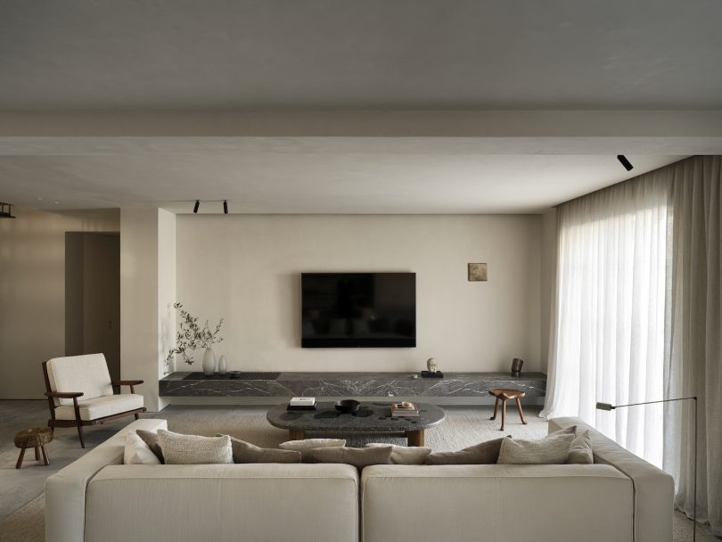 KERSTENS 设计的极简主义海滨住宅 PG House