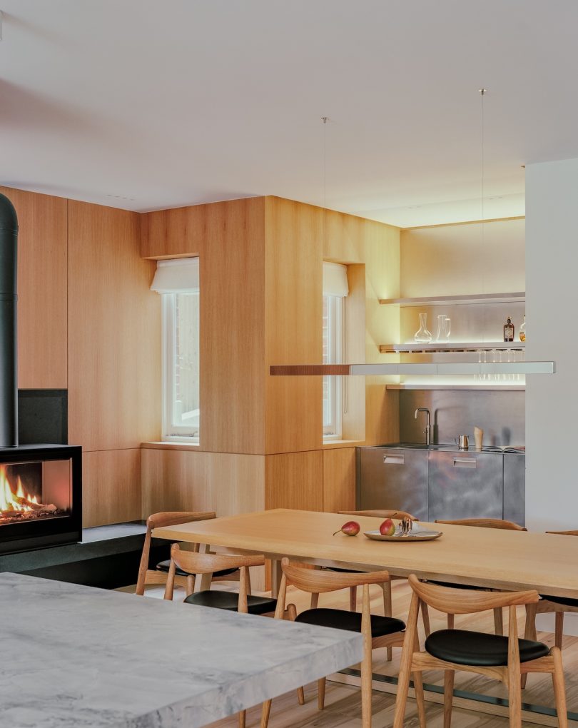 MATA Architects设计的极简主义住宅Panoramic House