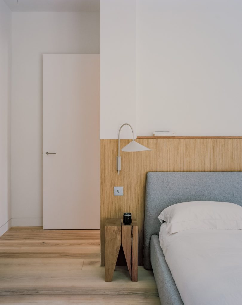 MATA Architects设计的极简主义住宅Panoramic House