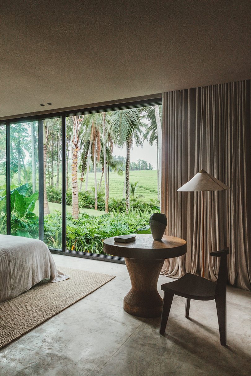 Nicolas Schuybroek Architects设计的极简主义住宅SR House
