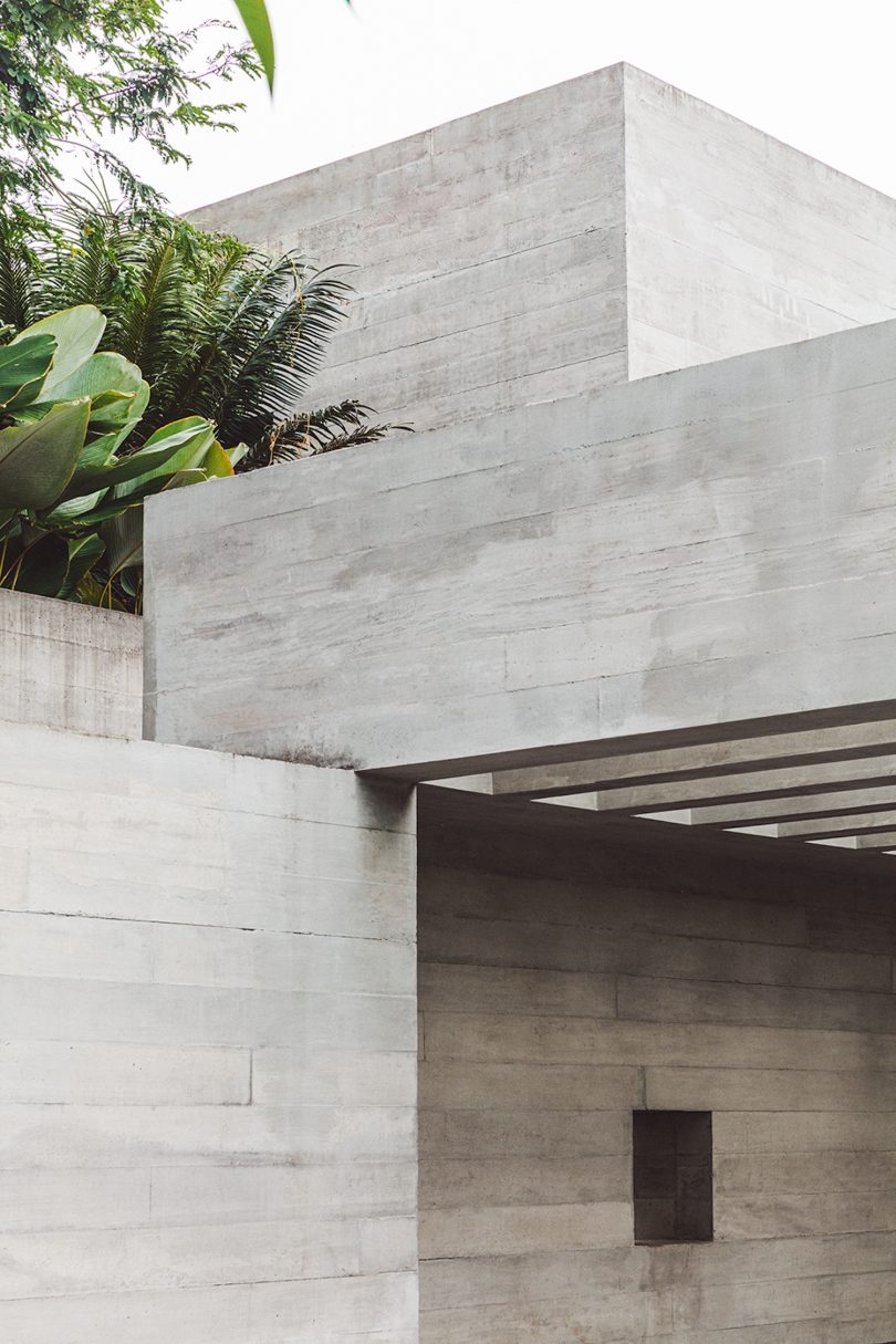 Nicolas Schuybroek Architects设计的极简主义住宅SR House