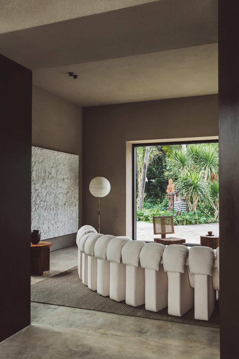 Nicolas Schuybroek Architects设计的极简主义住宅SR House