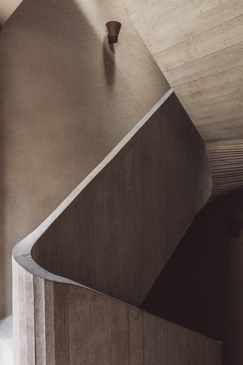Nicolas Schuybroek Architects设计的极简主义住宅SR House