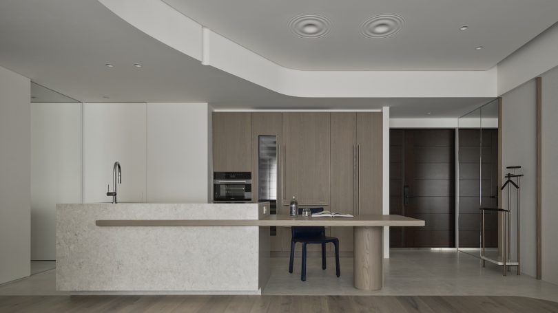 Republic Design 设计的极简主义住宅 The Pinnacle